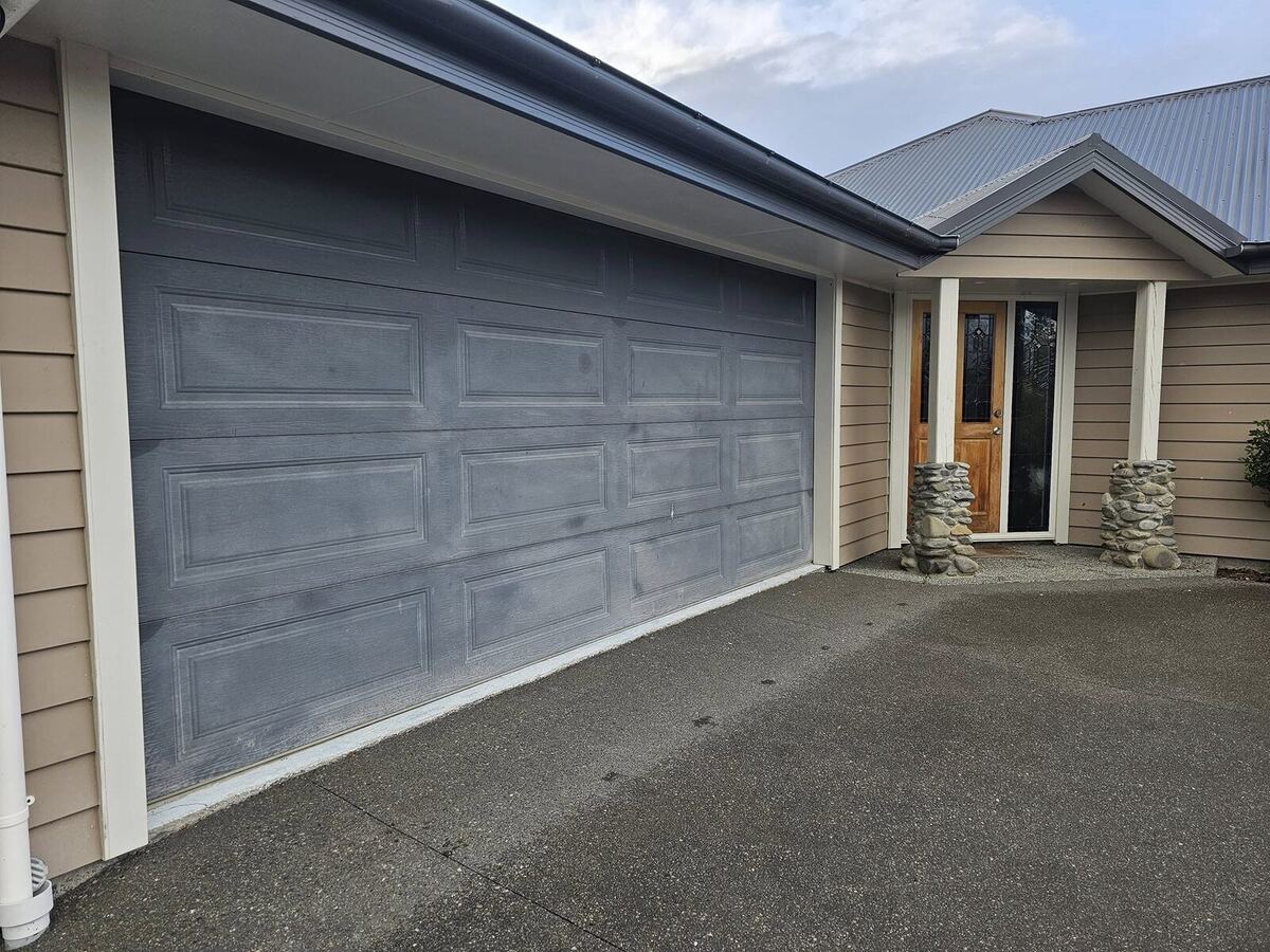 Front of house before repaint